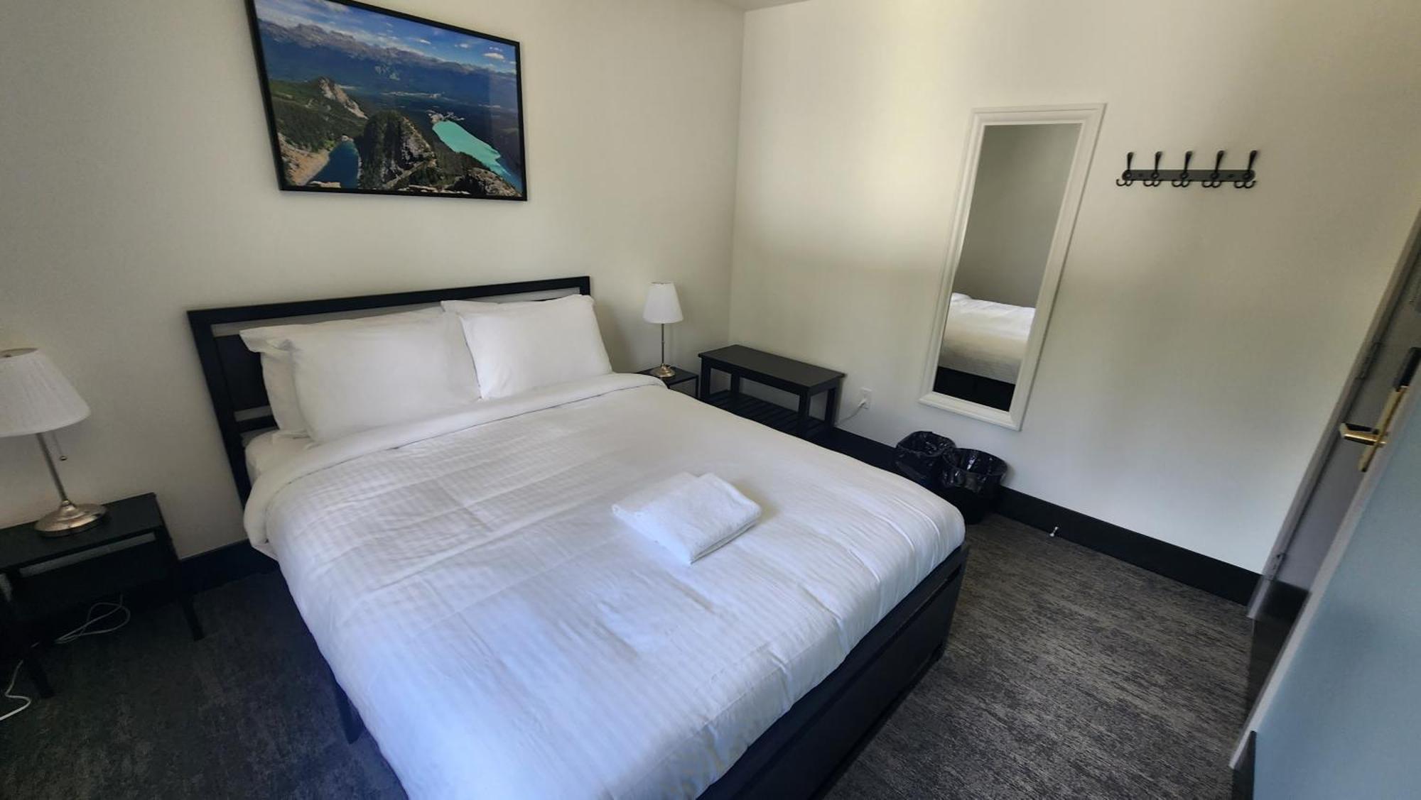 Hi Lake Louise Alpine Centre - Hostel 외부 사진