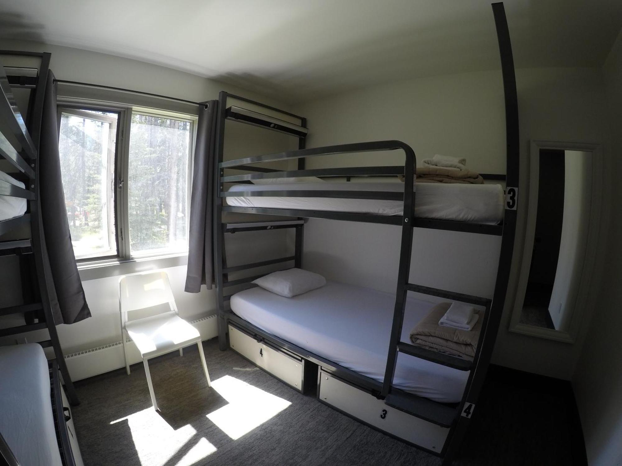 Hi Lake Louise Alpine Centre - Hostel 외부 사진