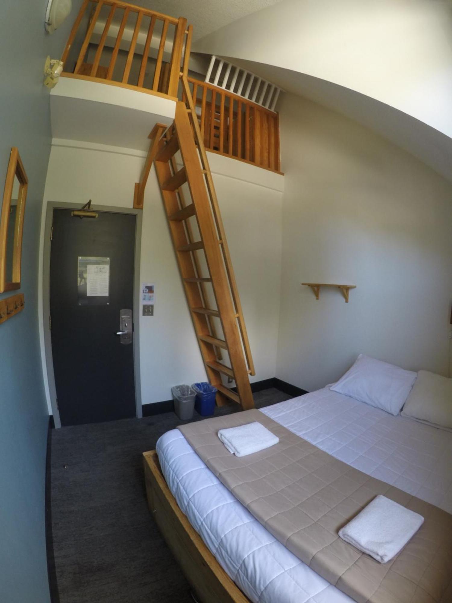 Hi Lake Louise Alpine Centre - Hostel 외부 사진