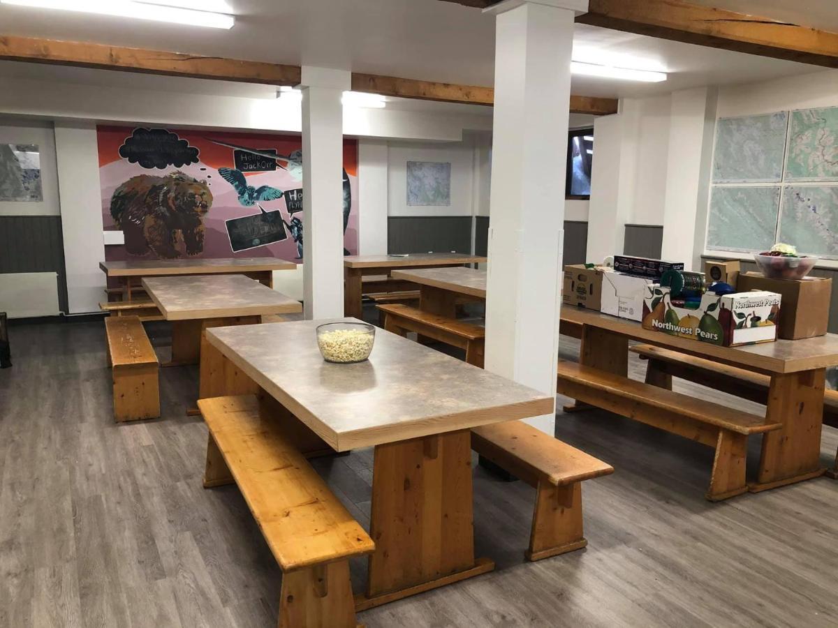 Hi Lake Louise Alpine Centre - Hostel 외부 사진